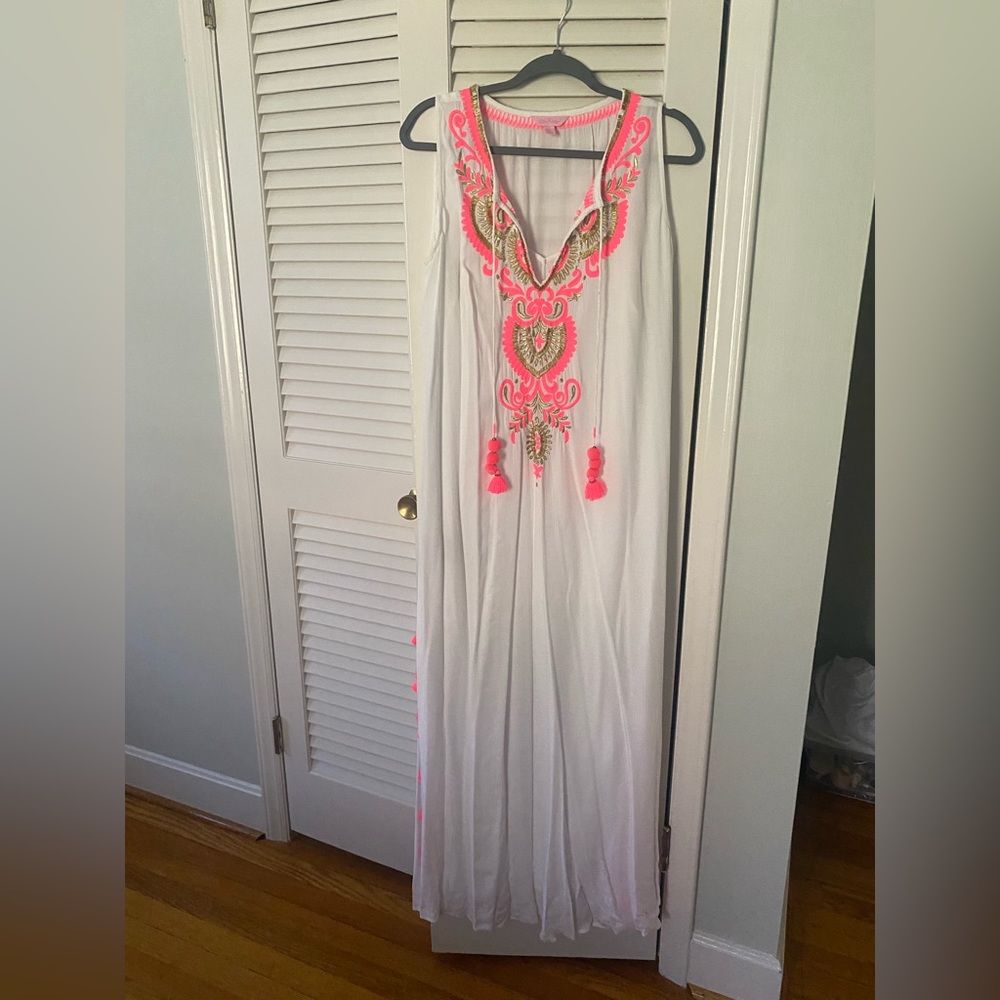Lilly Pulitzer maxi with pink tassle & gold bead detail